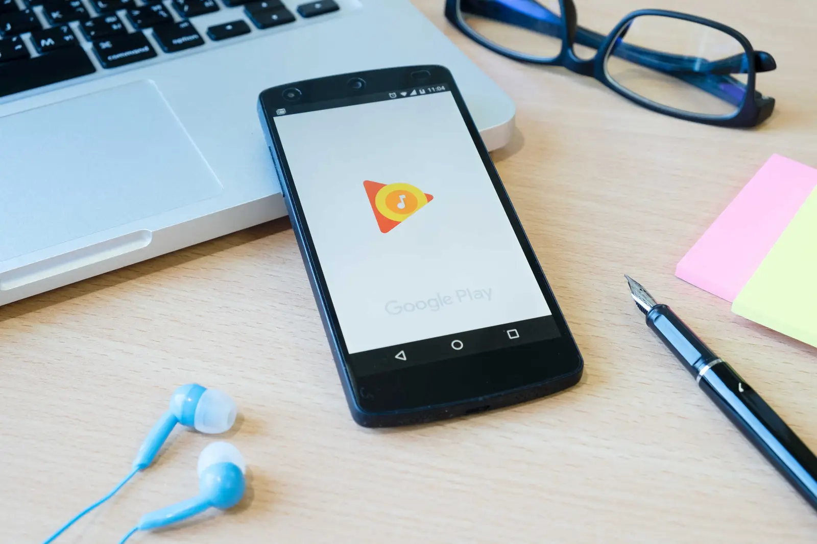 Flutter vs React Native: Choosing a Stack for Your App